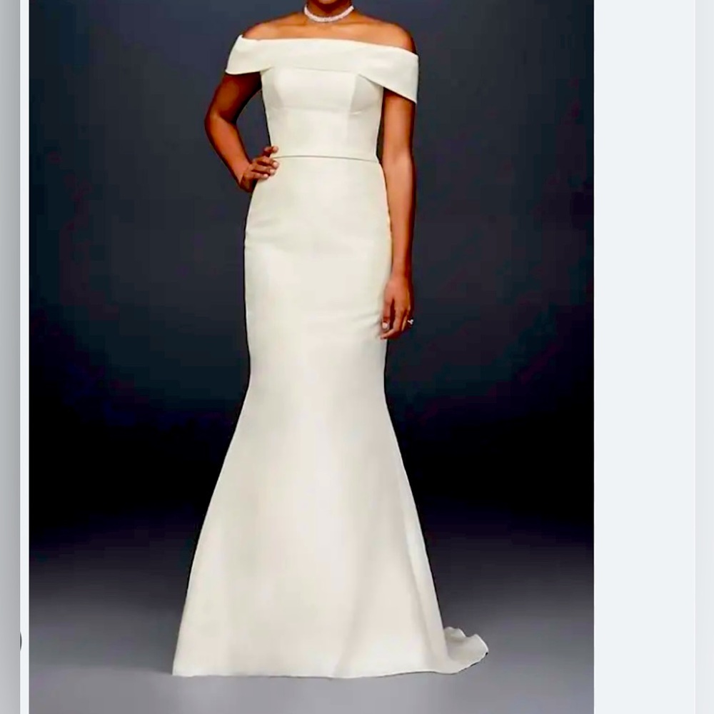 off-the-shoulder Ivory mikado trumpet wedding dress size 8